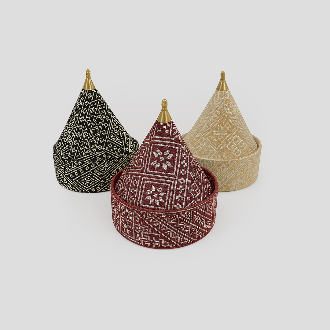 Coffrets cadeaux faits main au style marocain avec des motifs traditionnels.