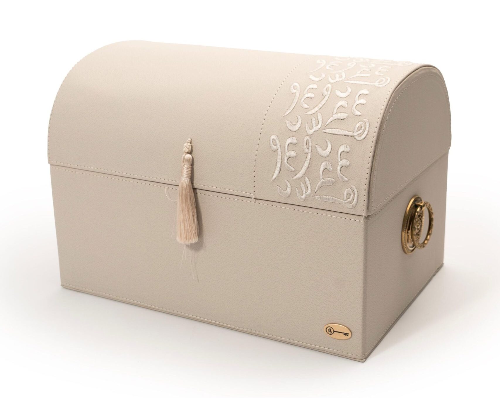 Coffret cadeau mariage en cuir brodé, un cadeau de mariage chic pour couples Un coffret en cuir élégant avec broderies raffinées, idéal pour offrir en cadeau aux mariés.
