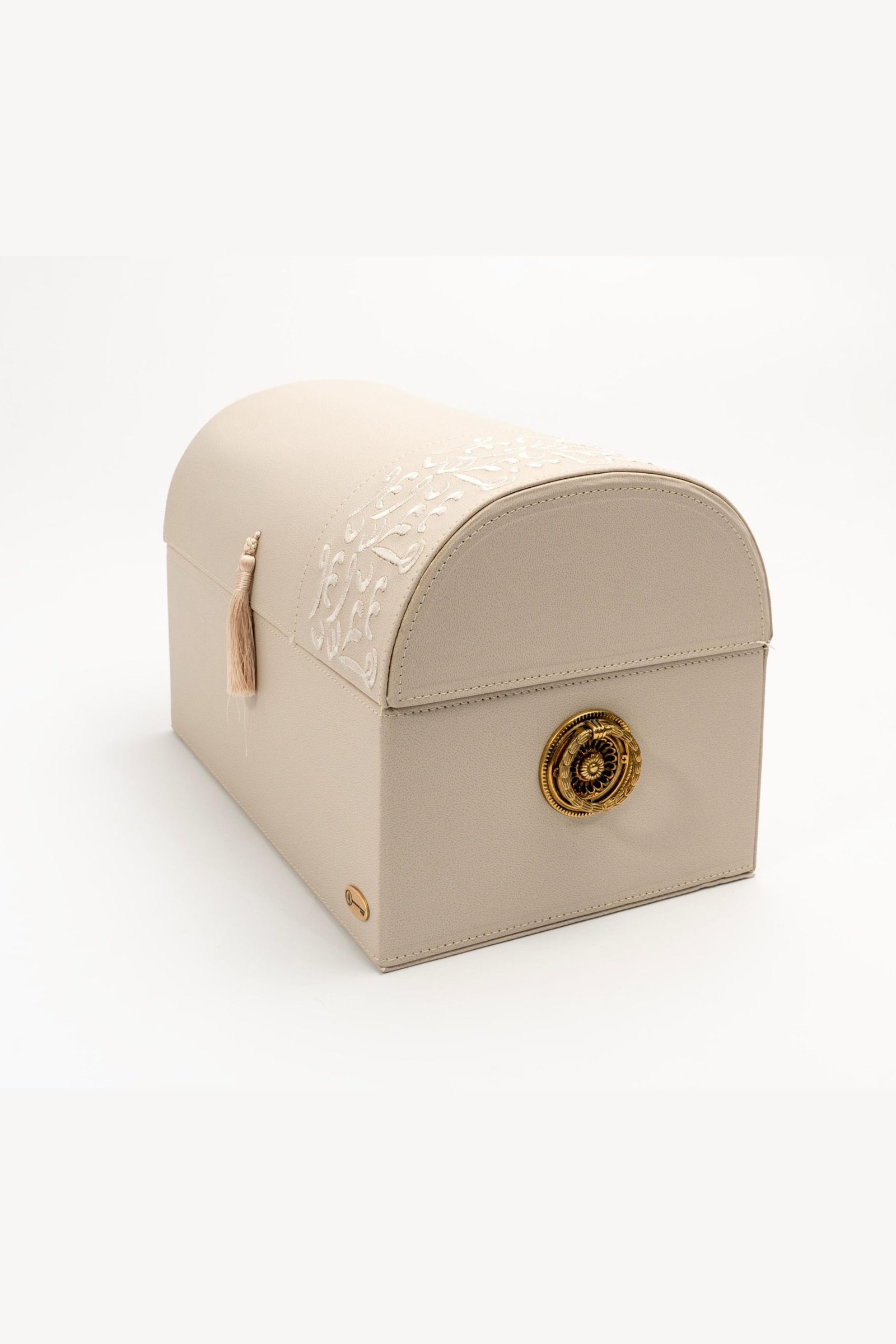 Coffret en cuir brodé pour mariage, cadeau luxe pour mariée et marié Un coffret cadeau mariage raffiné, idéal pour offrir des bijoux ou accessoires.