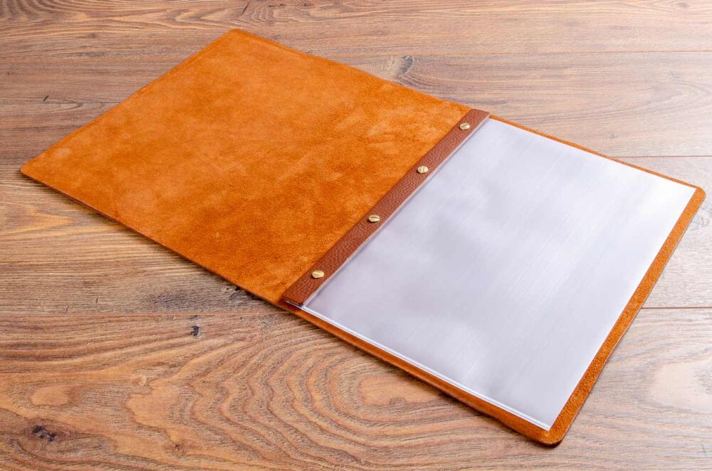 Porte-menu en cuir luxe pour une présentation raffinée