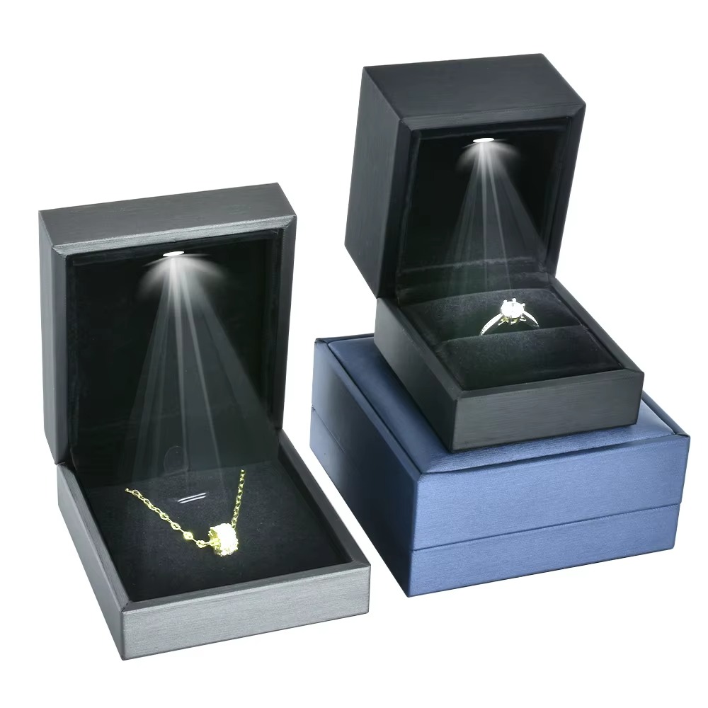 coffret bague de mariage femme en diamant avec boîte alliance mariage chic Coffret luxe pour bague de mariage diamant femme et homme