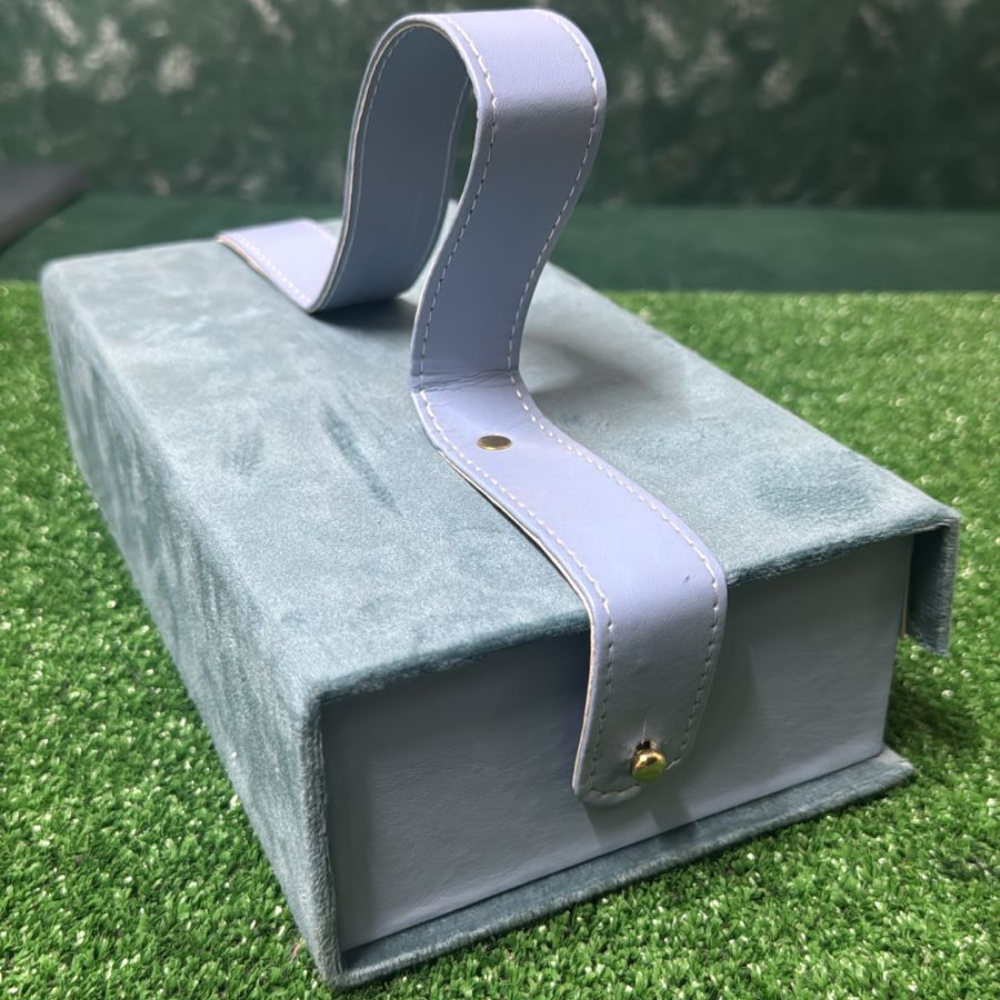 Boîte sur mesure en velours Made in Morocco - Packaging de luxe personnalisé pour entreprises